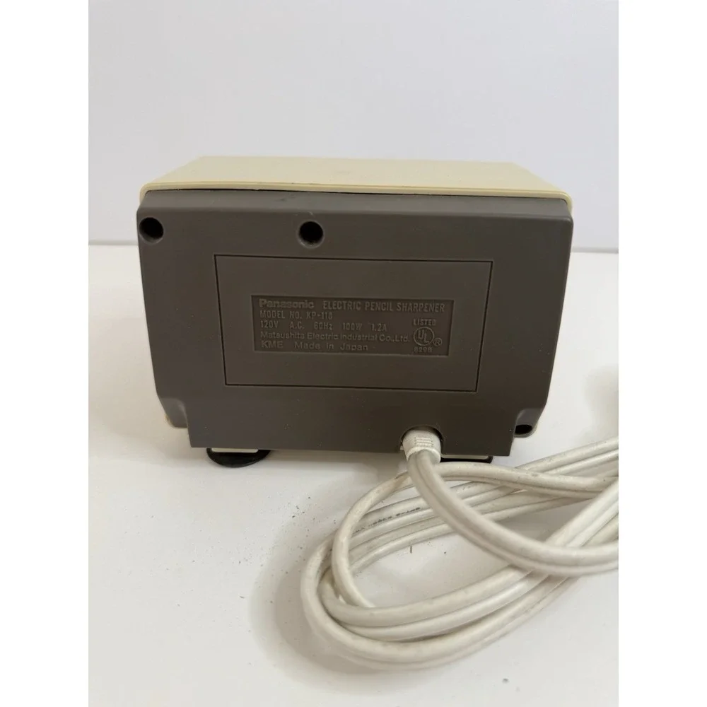 VTG Panasonic KP-110 Auto Stop Electric Desktop Pencil Sharpener WoodGrain WORKS